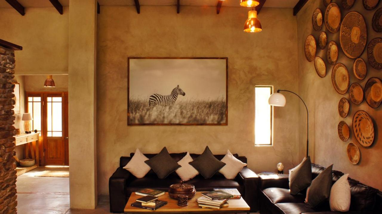Dream Of Africa Bush Lodge มาร์ลอทพาร์ค ภายนอก รูปภาพ