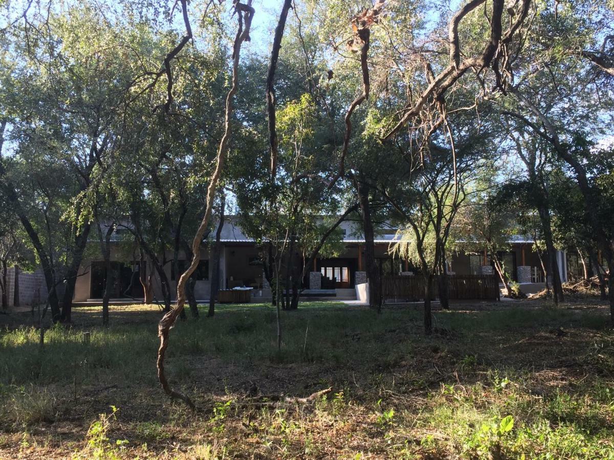 Dream Of Africa Bush Lodge มาร์ลอทพาร์ค ภายนอก รูปภาพ