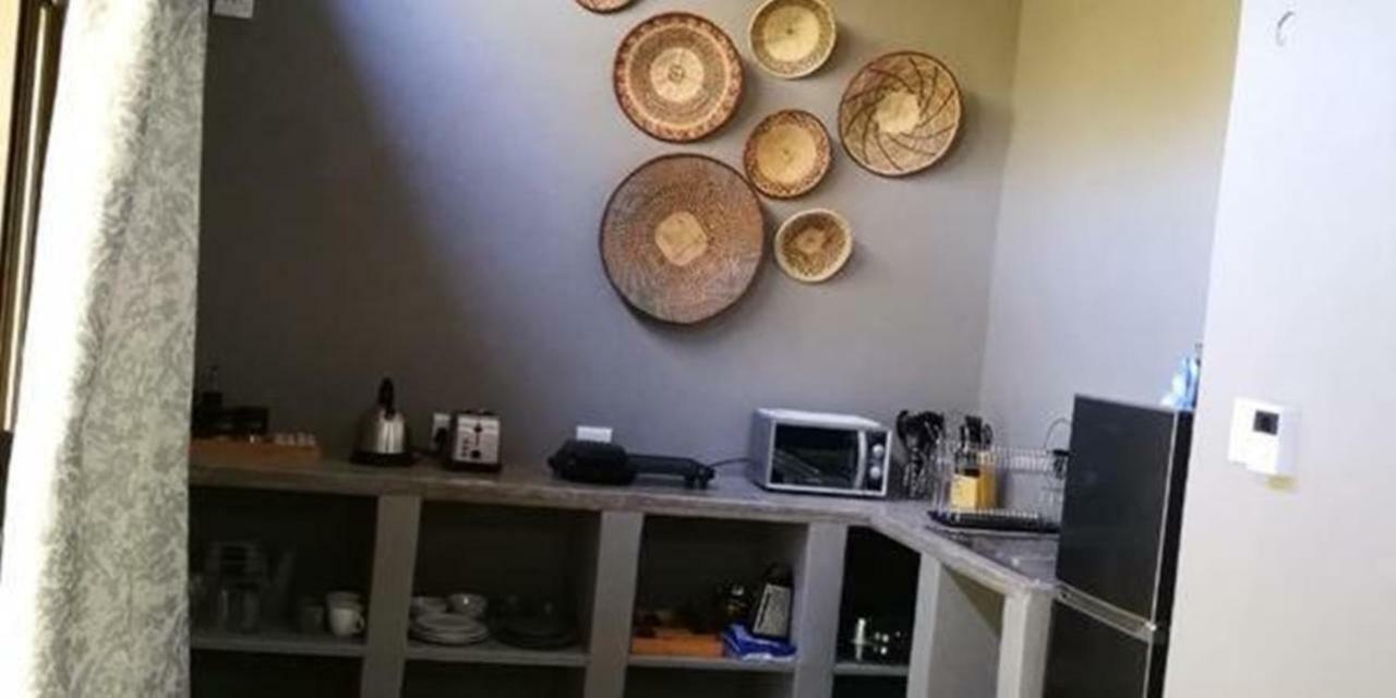 Dream Of Africa Bush Lodge มาร์ลอทพาร์ค ภายนอก รูปภาพ
