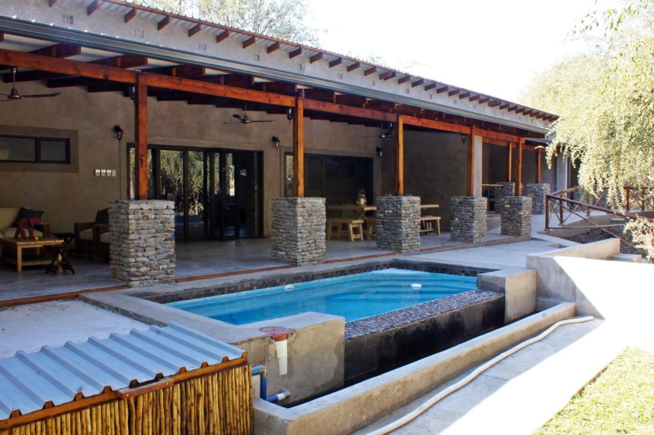 Dream Of Africa Bush Lodge มาร์ลอทพาร์ค ภายนอก รูปภาพ